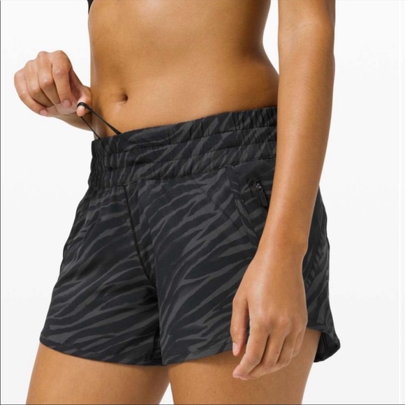 Lululemon tracker short - Picture 5 of 6